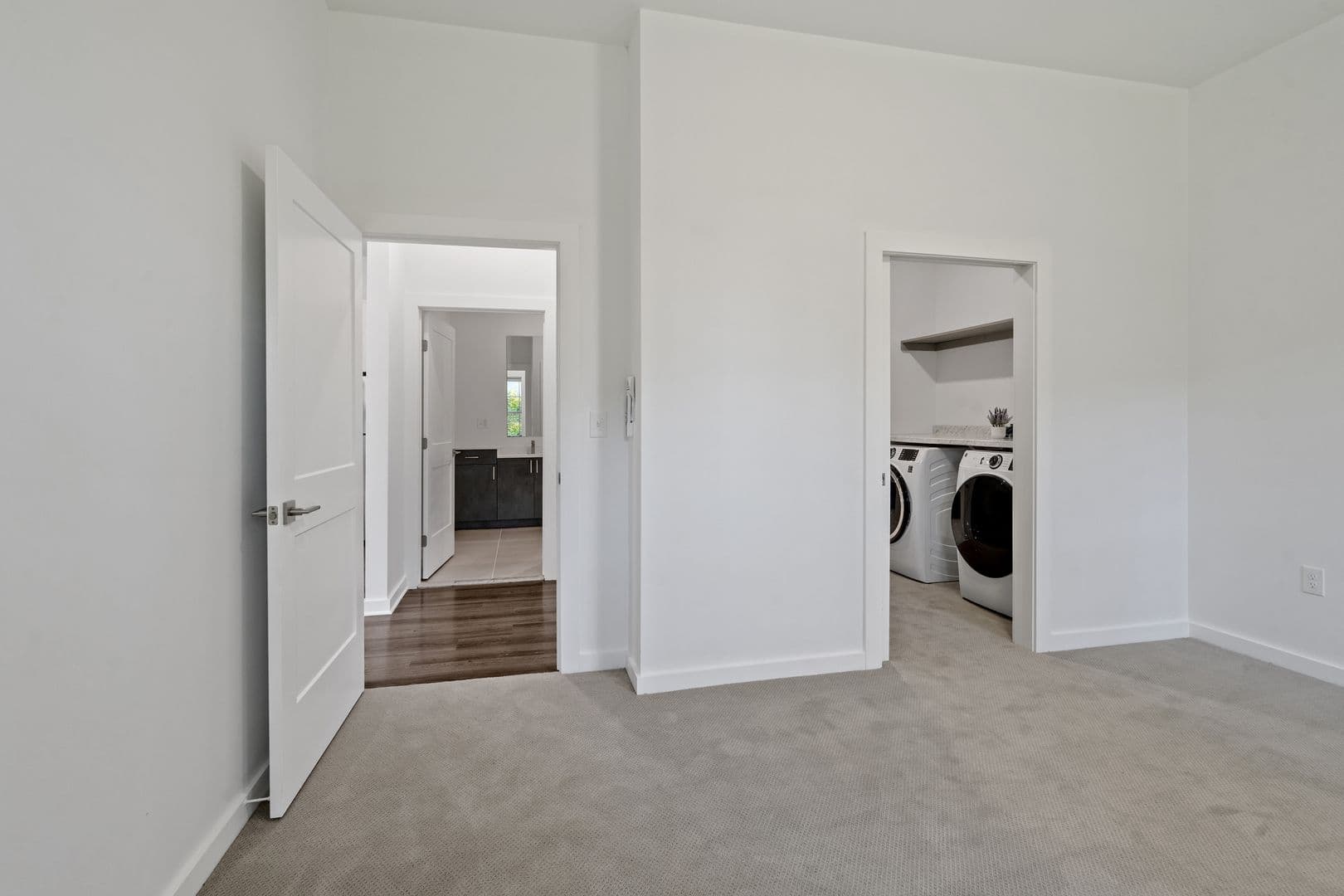 Saratoga Springs Apartment: 1 Forest Ridge Boulevard