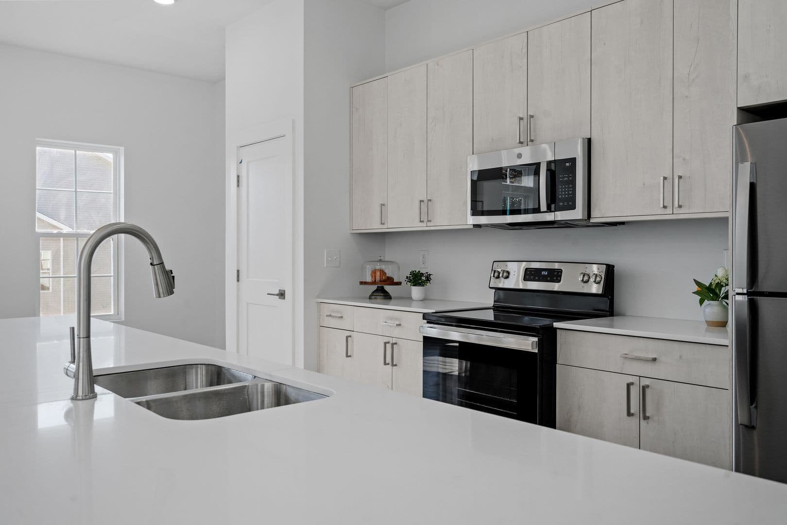Saratoga Springs Apartment: 1 Forest Ridge Boulevard