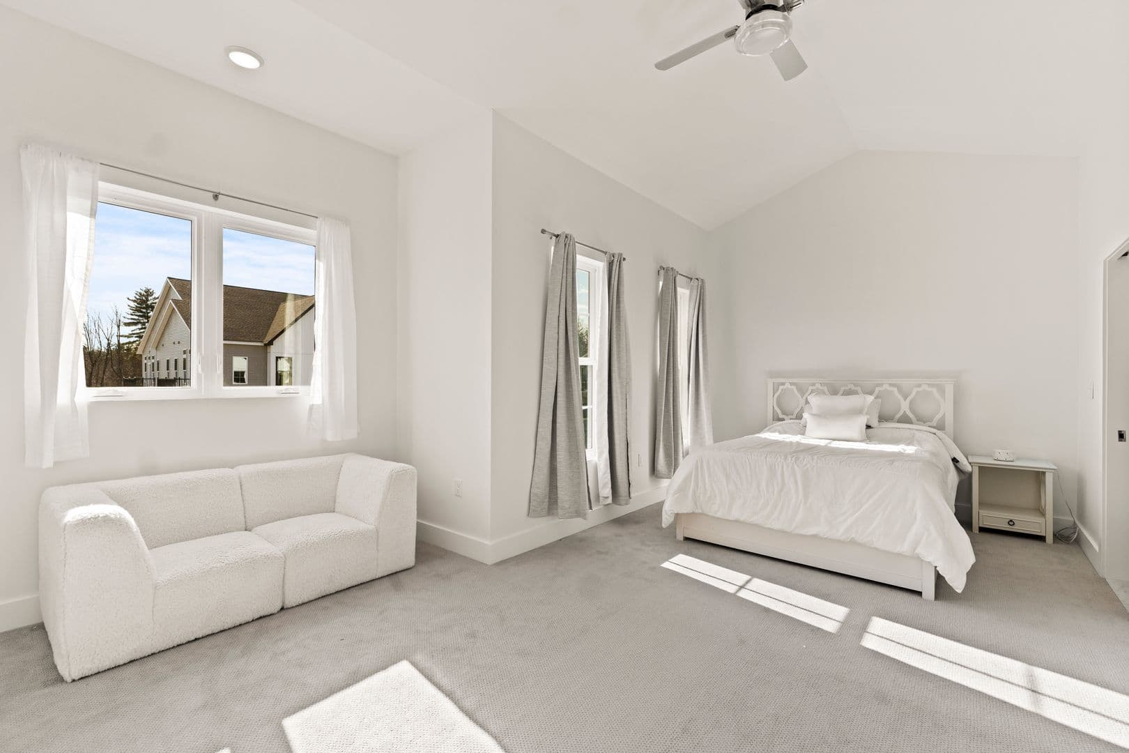Saratoga Springs Apartment: 1 Forest Ridge Boulevard