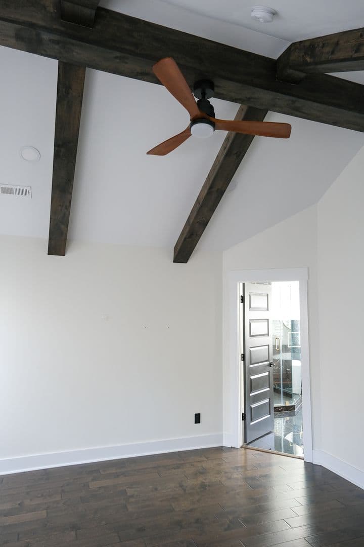 Greenville House: 9 Stall Street
