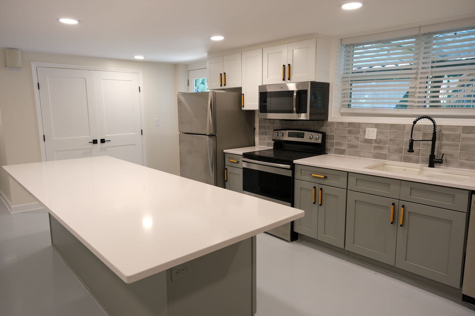 Greenville Apartment: 27 Swanson Court