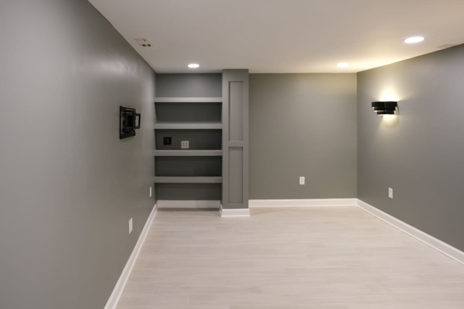 Greenville Apartment: 27 Swanson Court