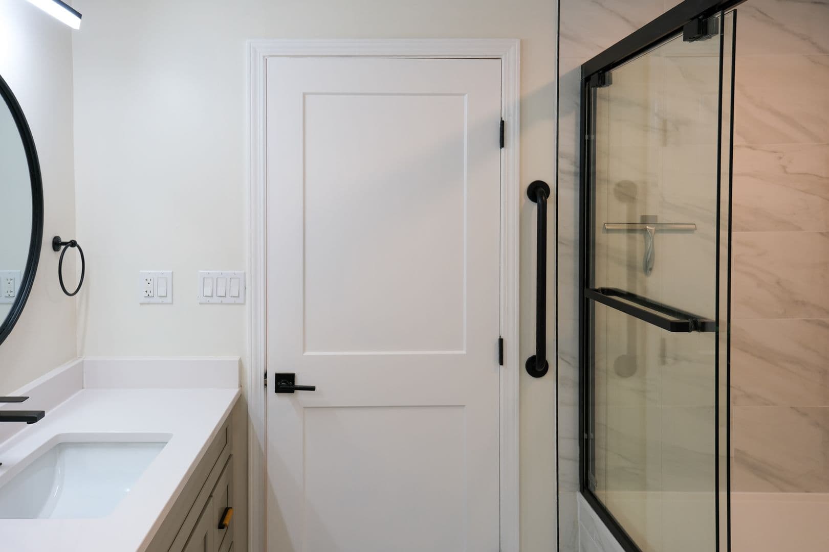 Greenville Apartment: 27 Swanson Court