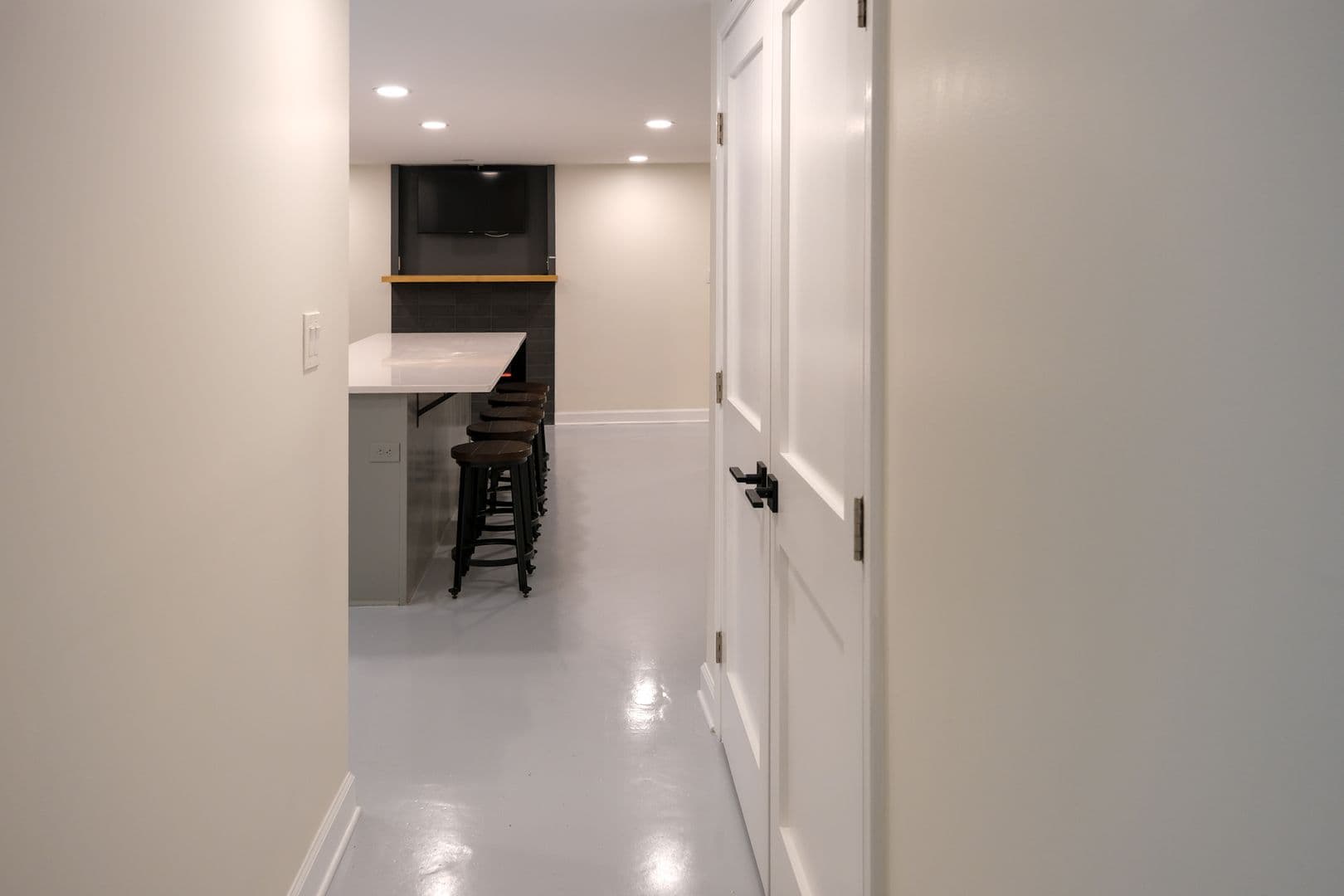 Greenville Apartment: 27 Swanson Court
