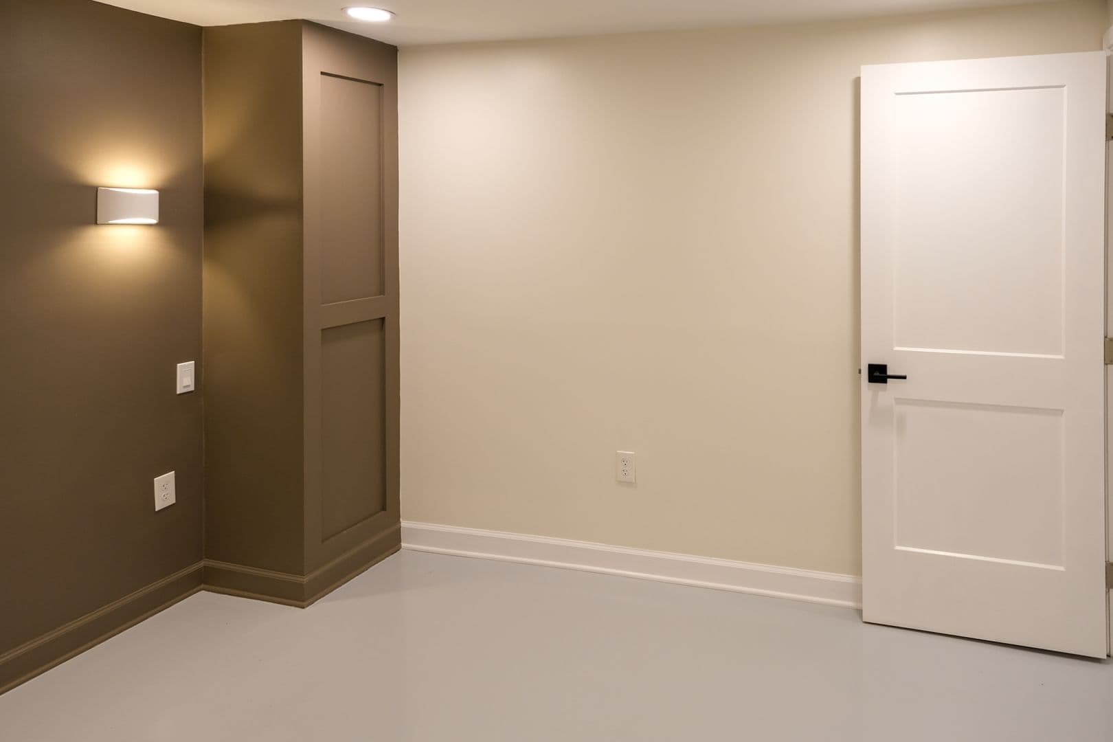 Greenville Apartment: 27 Swanson Court
