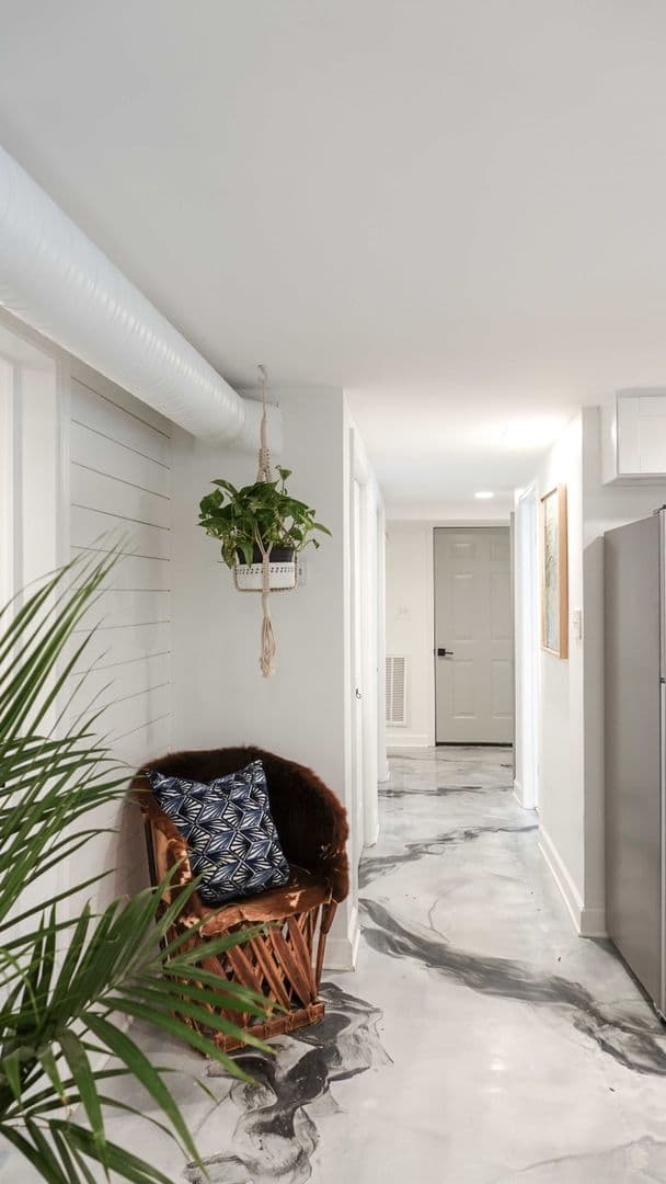 Greenville Apartment: 31 Swanson Court