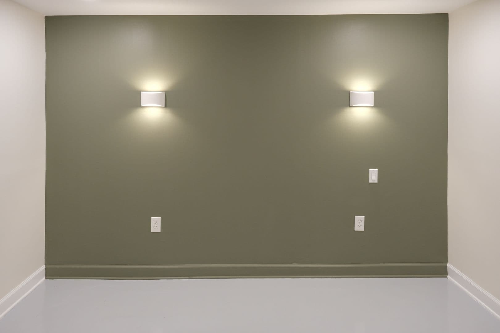 Greenville Apartment: 27 Swanson Court
