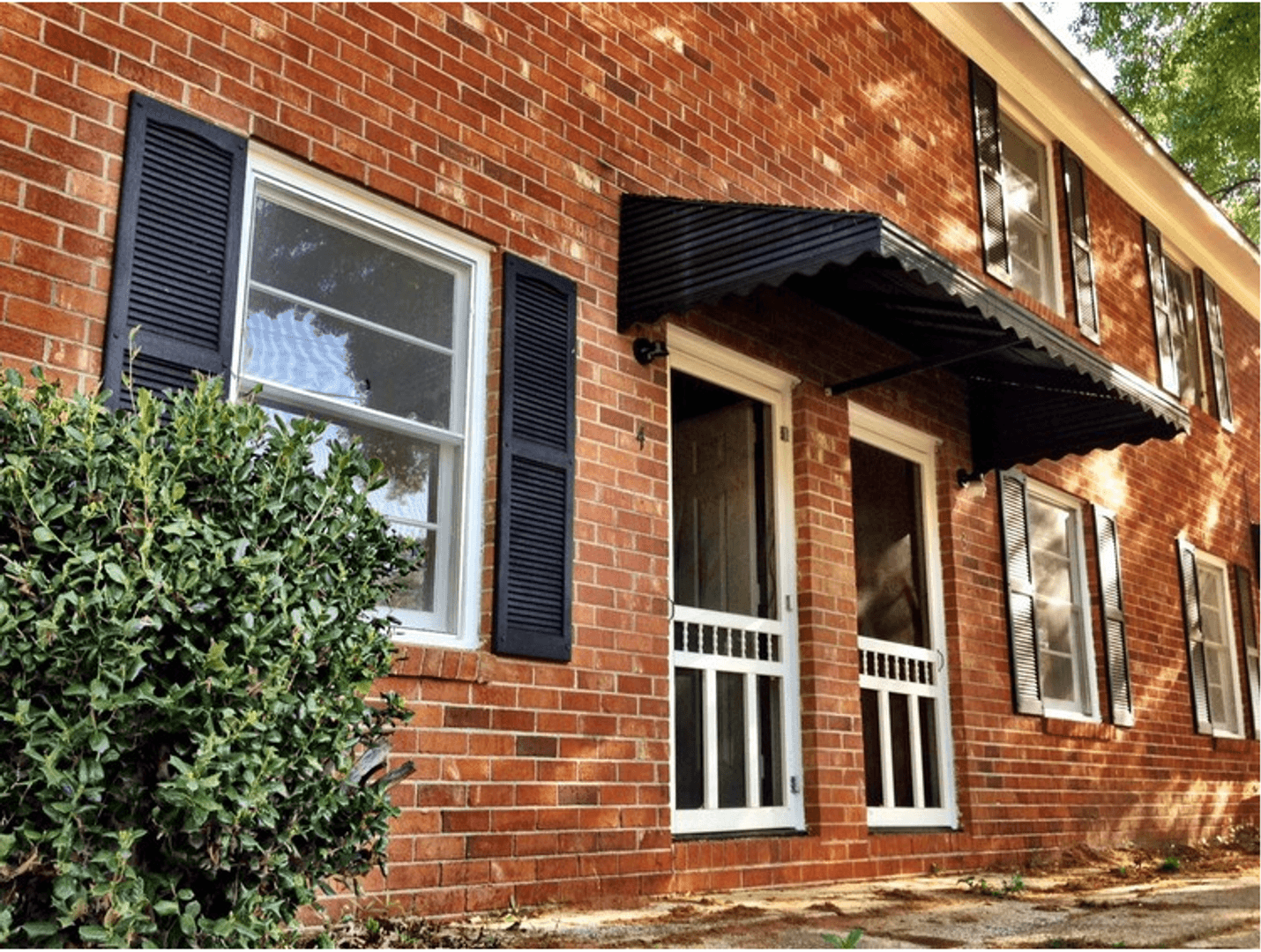 Greenville Apartment: 298 Nichol Street