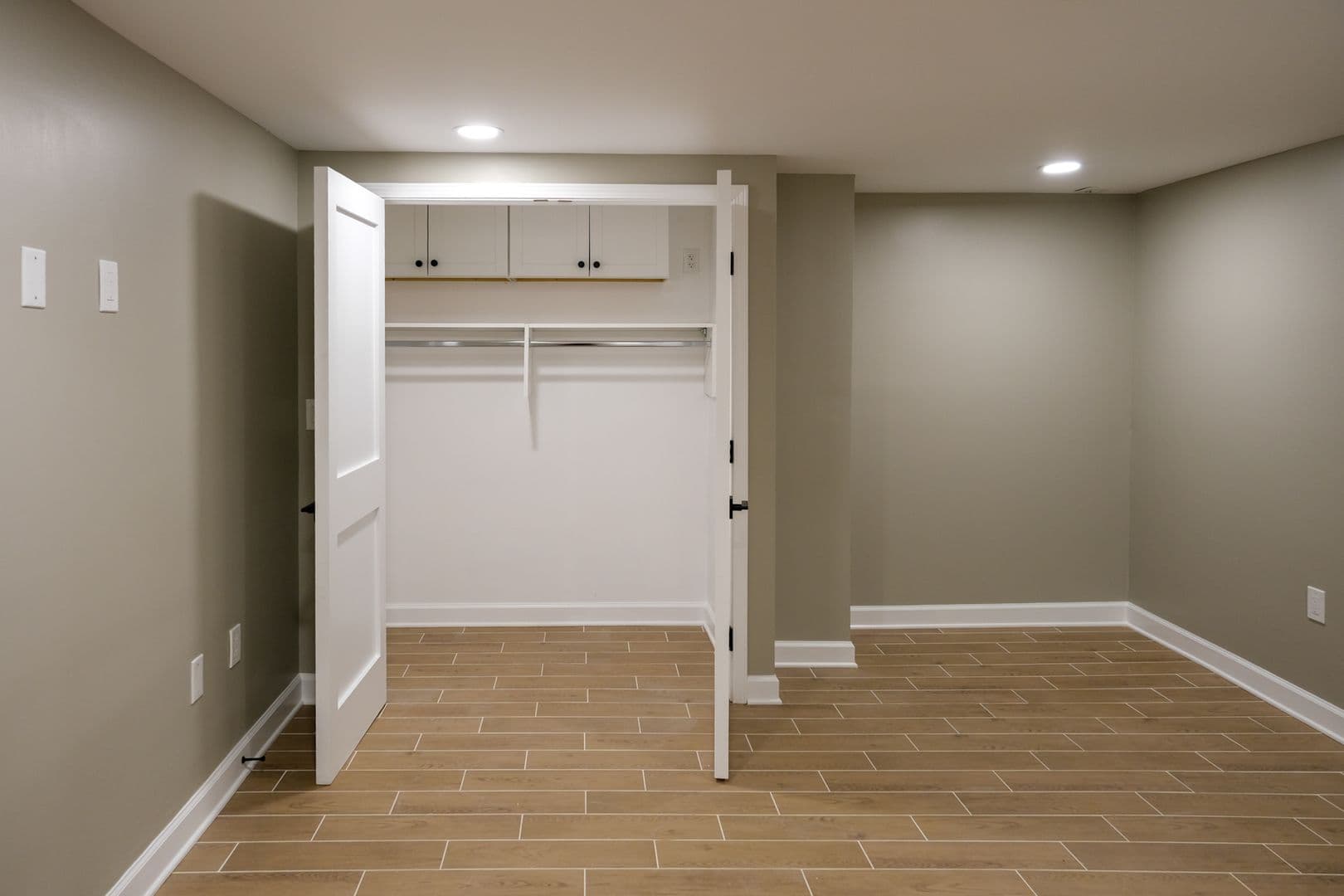 Greenville Apartment: 27 Swanson Court