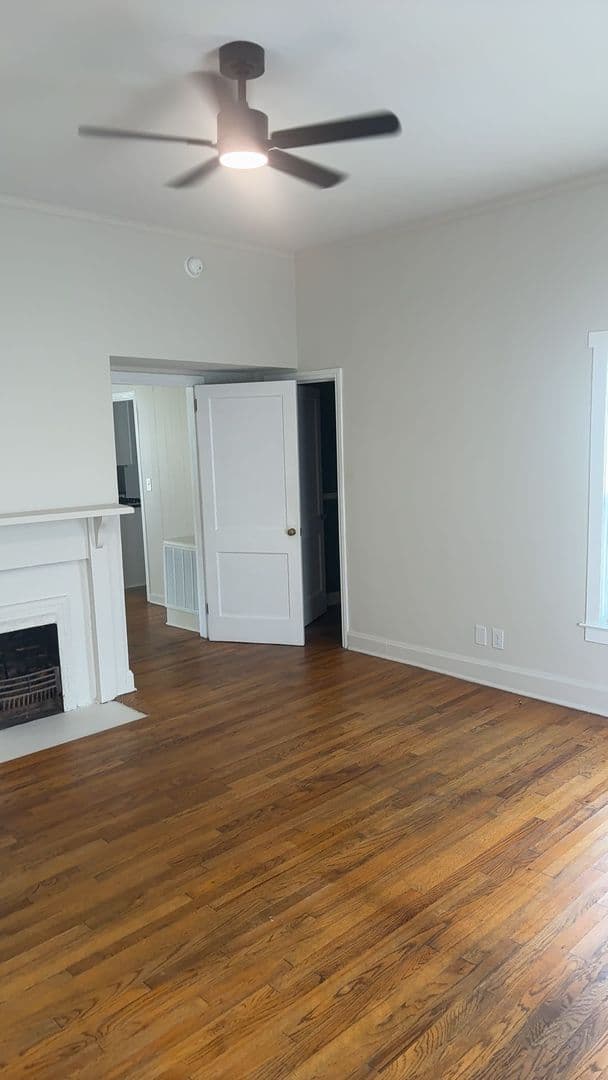 Greenville House: 14 Welch Street
