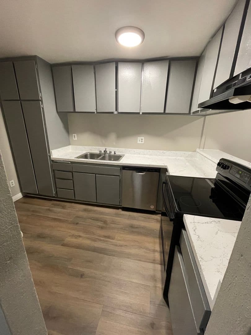 San Bernardino Apartment: 1275 E Date St.