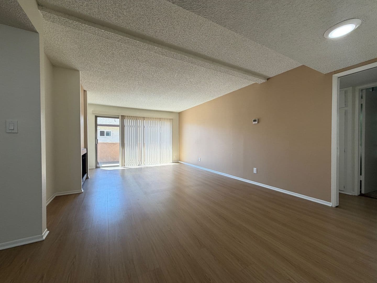 Alhambra Apartment: 300 W Grand Ave
