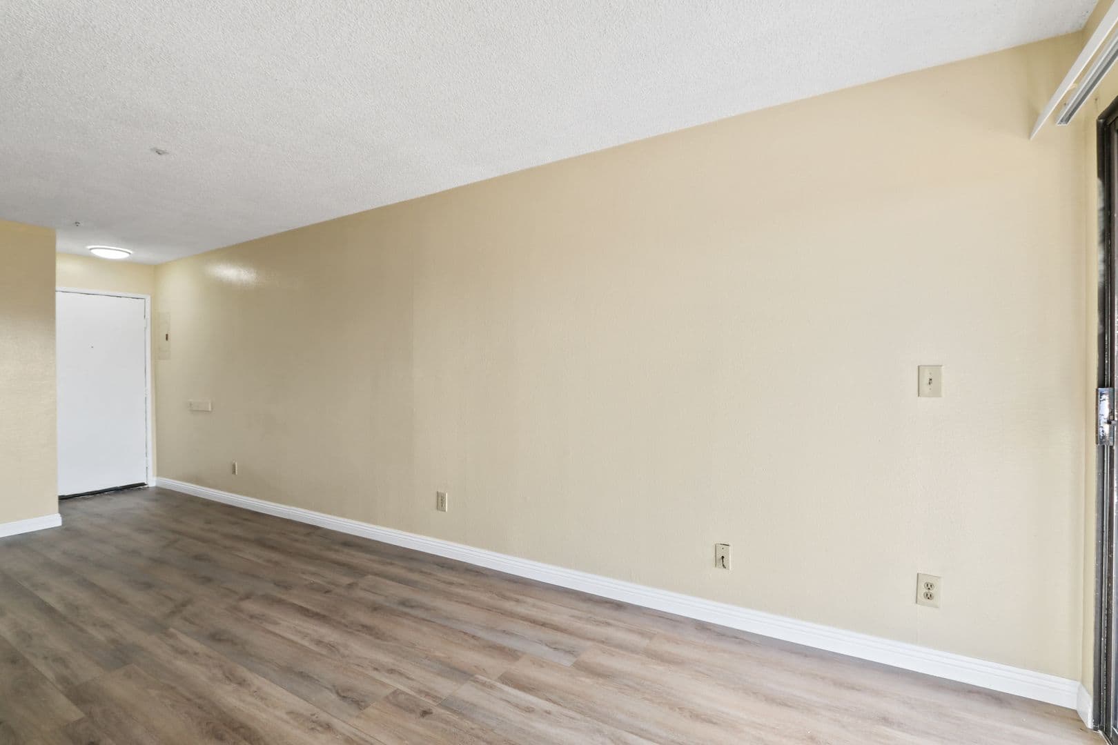 Santa Ana Apartment: 2052 N. Bush St.