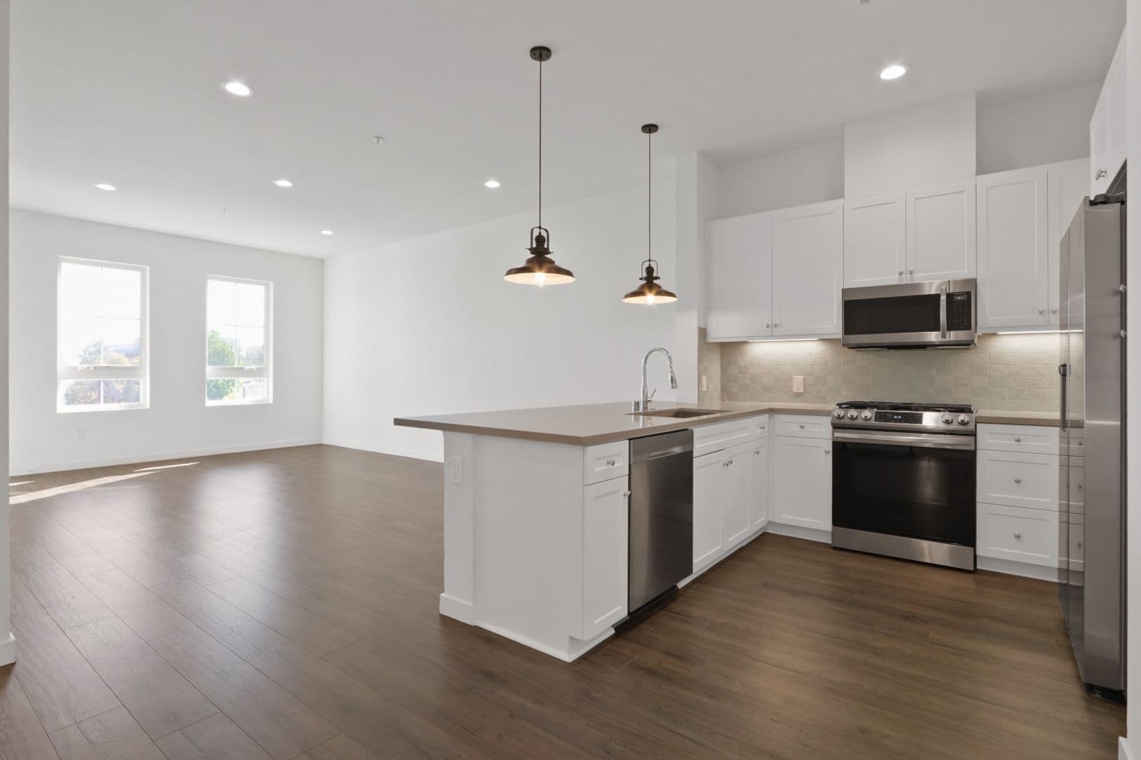 San Gabriel Apartment: 109 S. Alanmay Ave