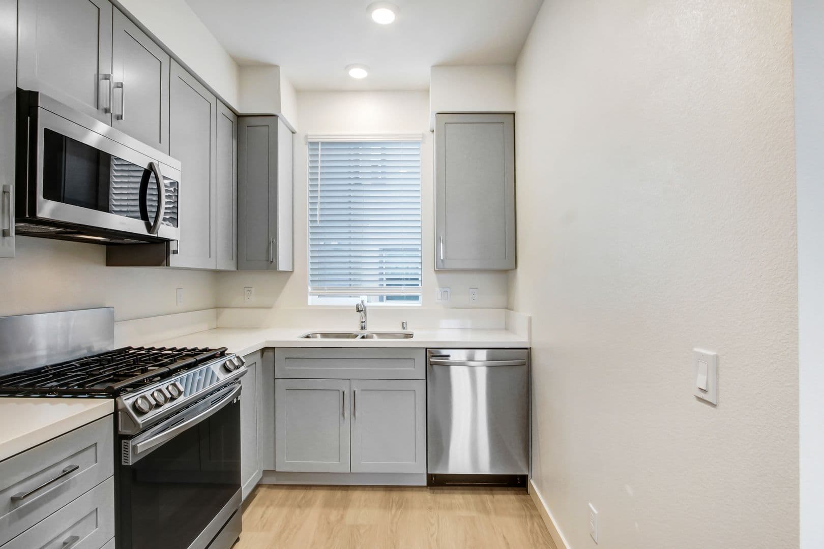 Ontario Apartment: 221 N Mountain Ave
