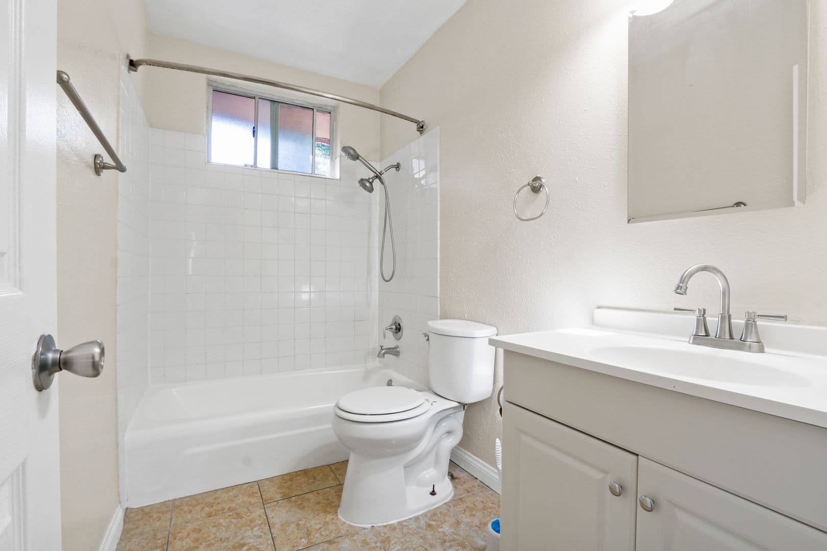 Bellflower Apartment: 10132 Alondra Blvd. & 16102 Cornuta Ave.