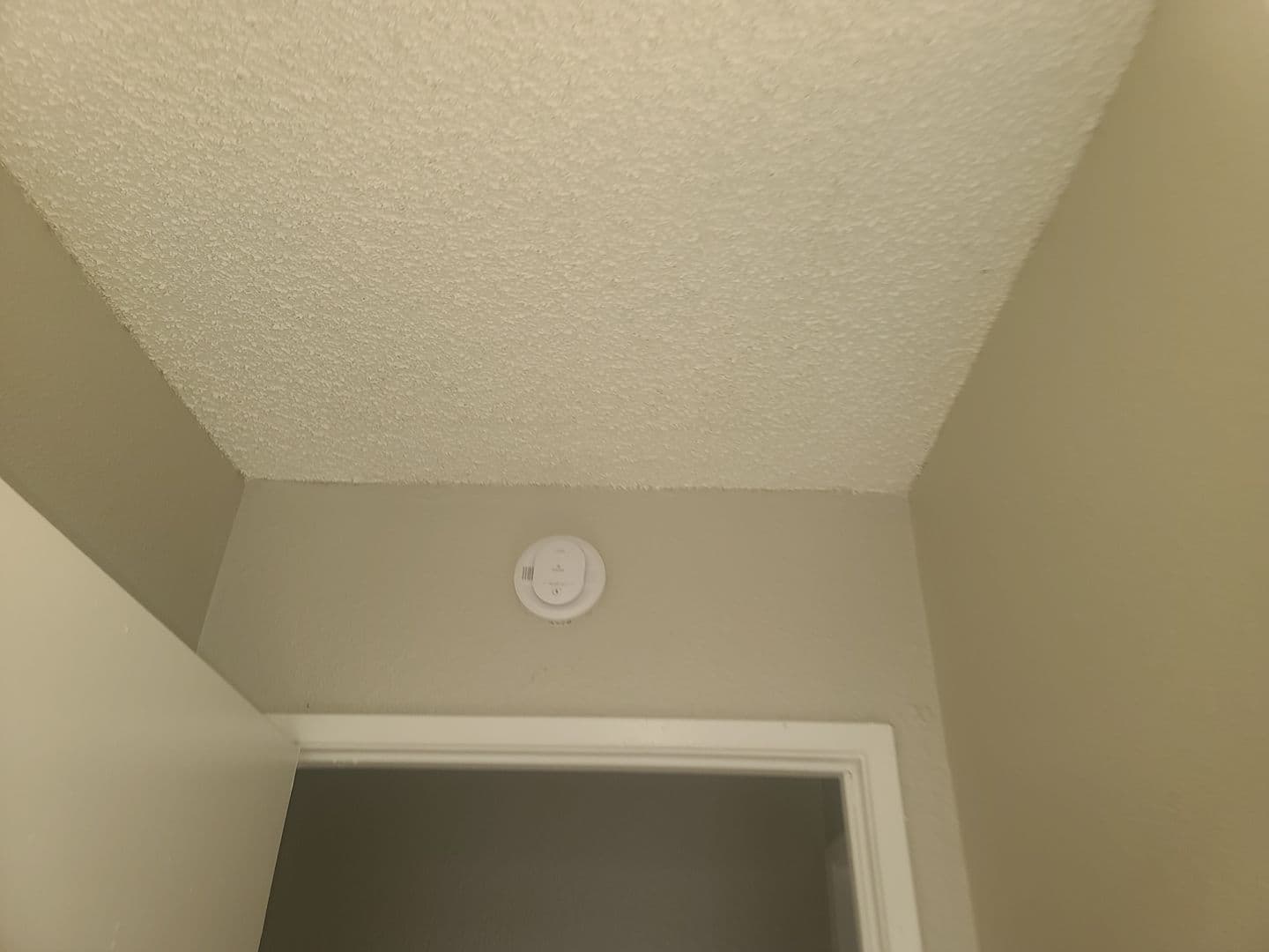 Pomona Apartment: 1079 Patterson Ave.