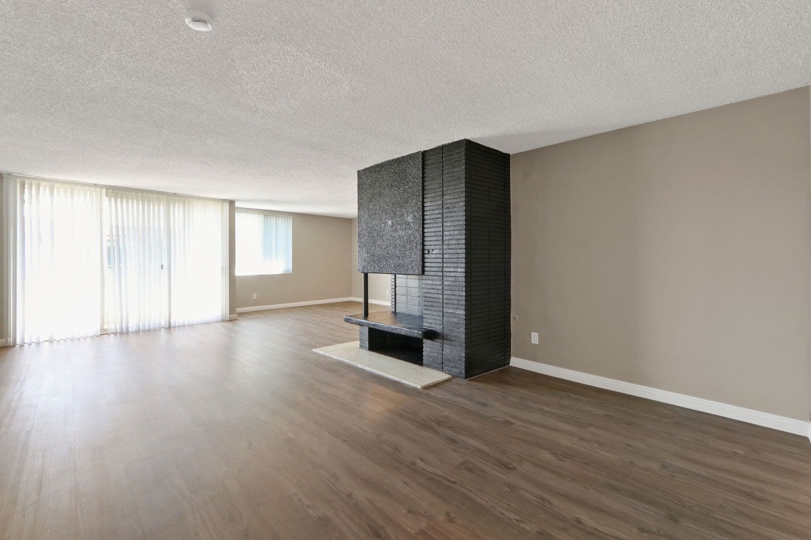 Ontario Apartment: 2908 S. Whispering Lakes Ln