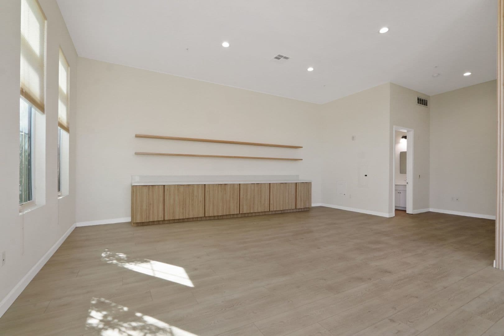 San Gabriel Apartment: 109 S. Alanmay Ave
