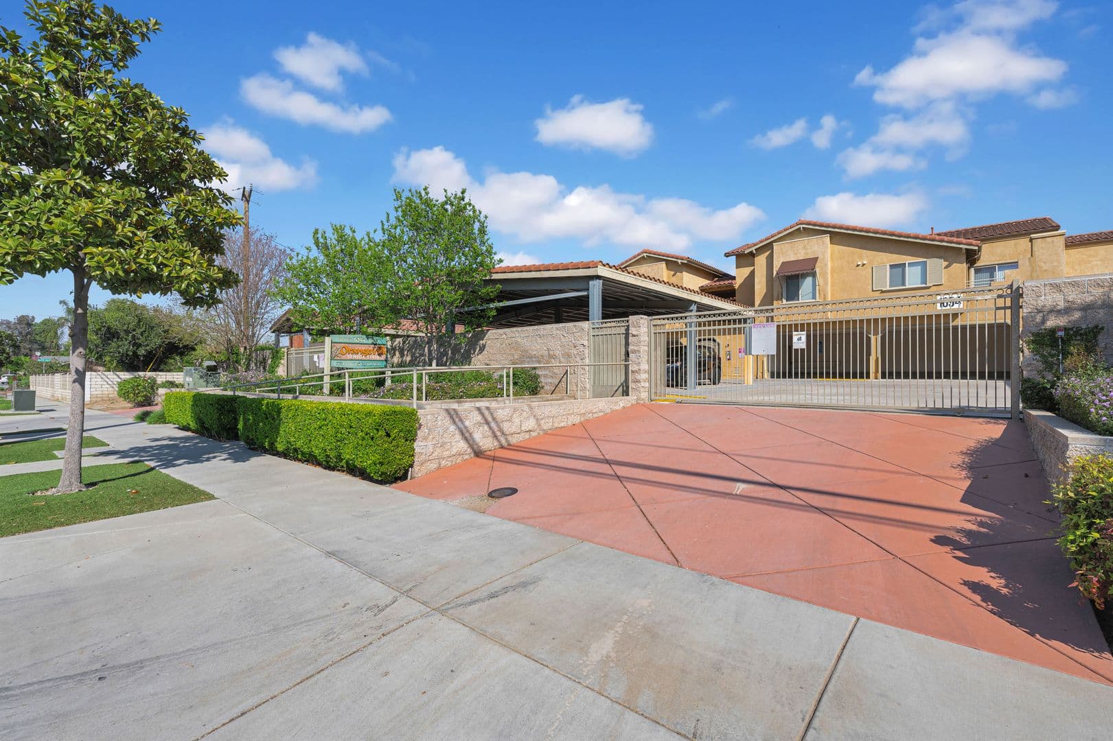 Riverside Apartment: 1054 N Orange St.