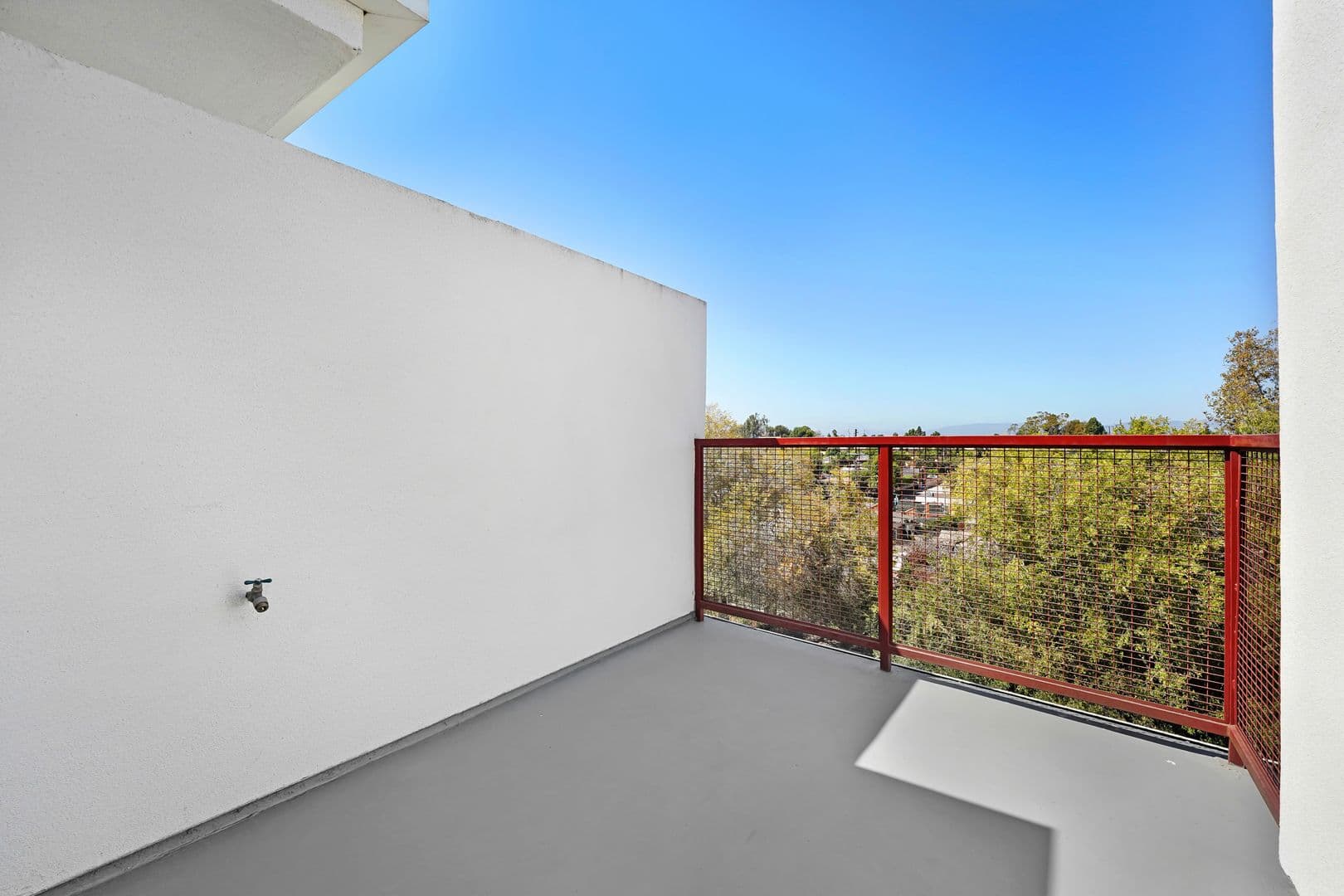 Culver City Apartment: 5455 Inglewood Blvd.