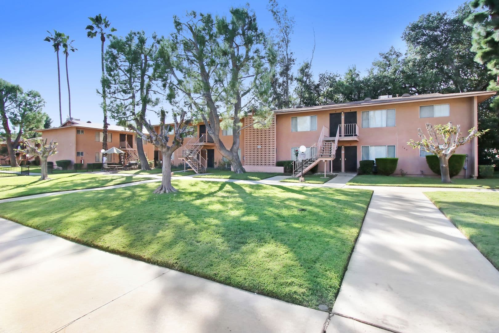 San Bernardino Apartment: 345 W 41st Street