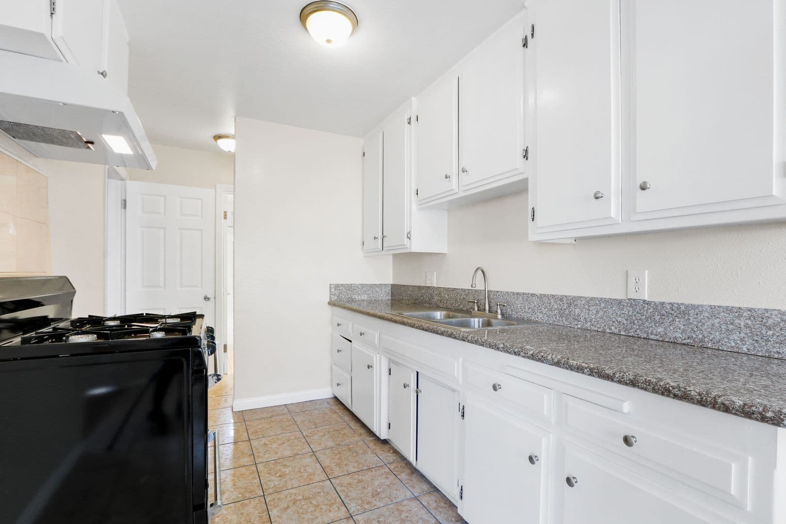 Bellflower Apartment: 10132 Alondra Blvd. & 16102 Cornuta Ave.