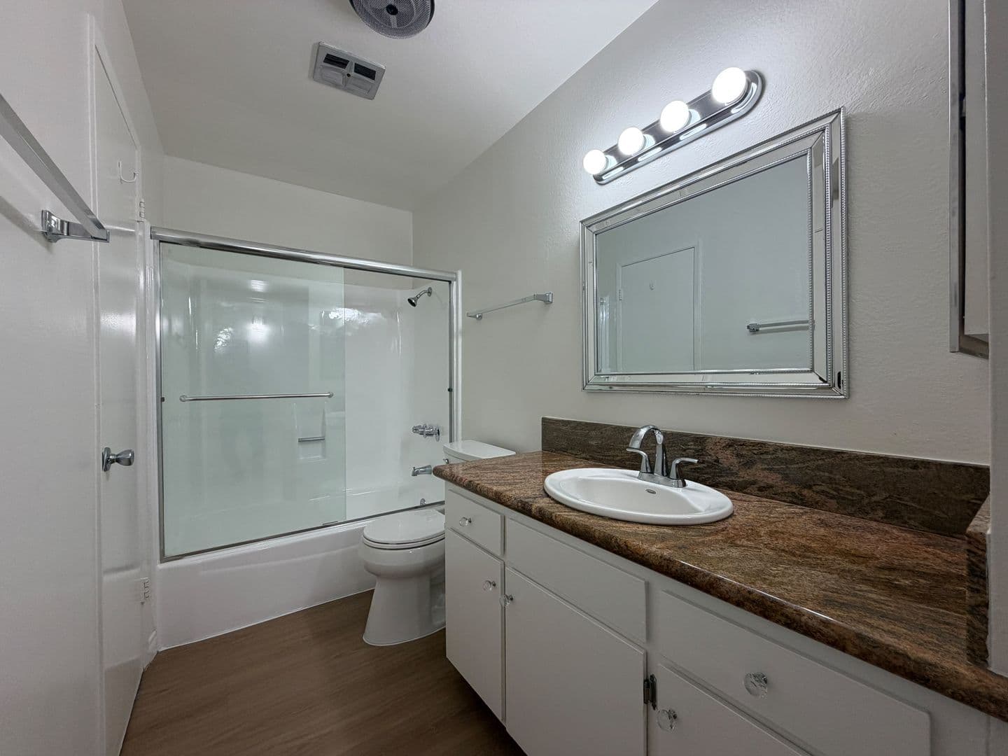 Alhambra Apartment: 300 W Grand Ave