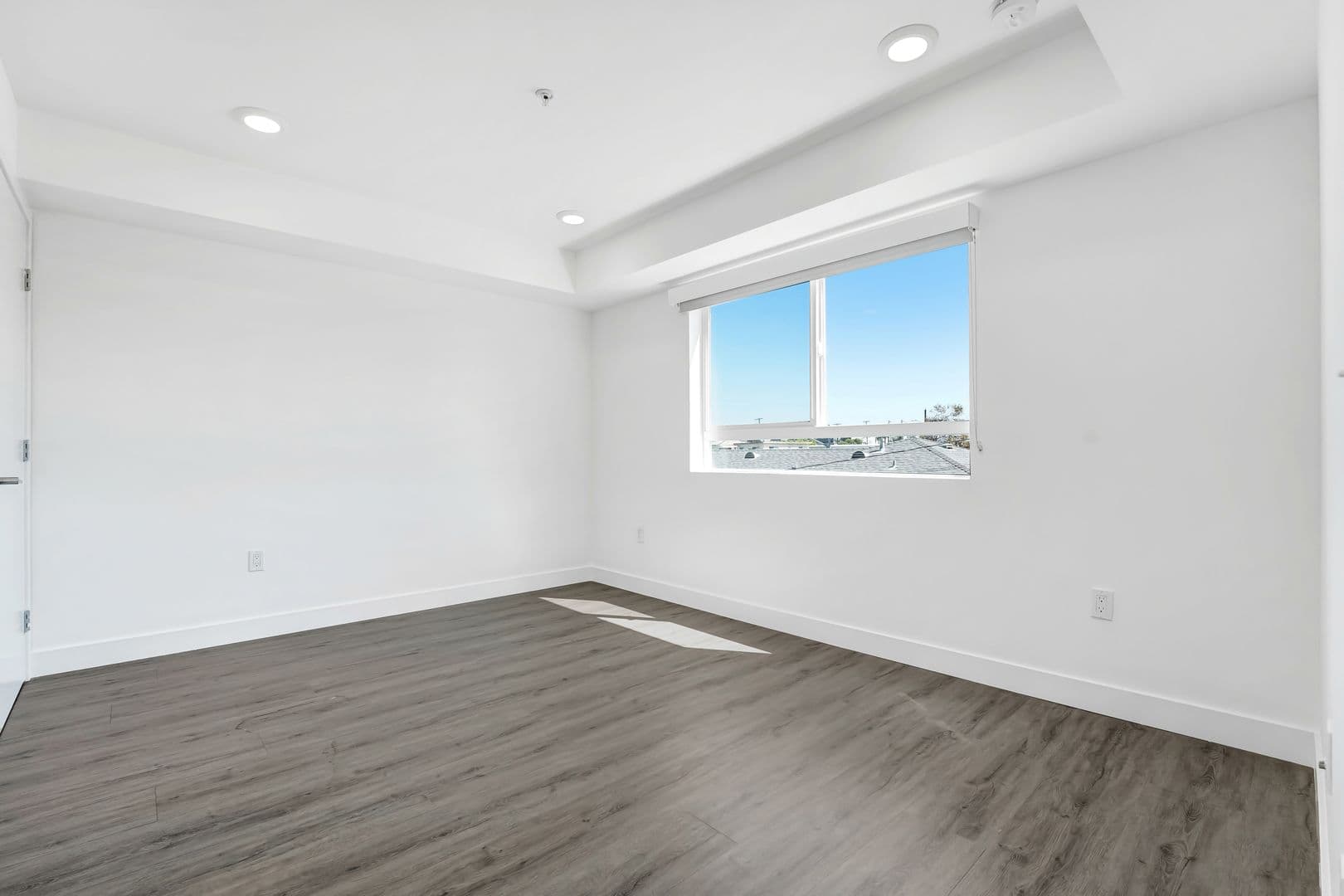 Culver City Apartment: 5455 Inglewood Blvd.