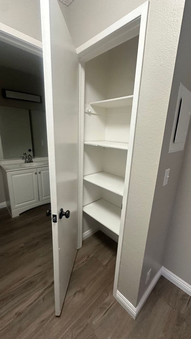 Apple Valley Apartment: 17802 Quantico Rd