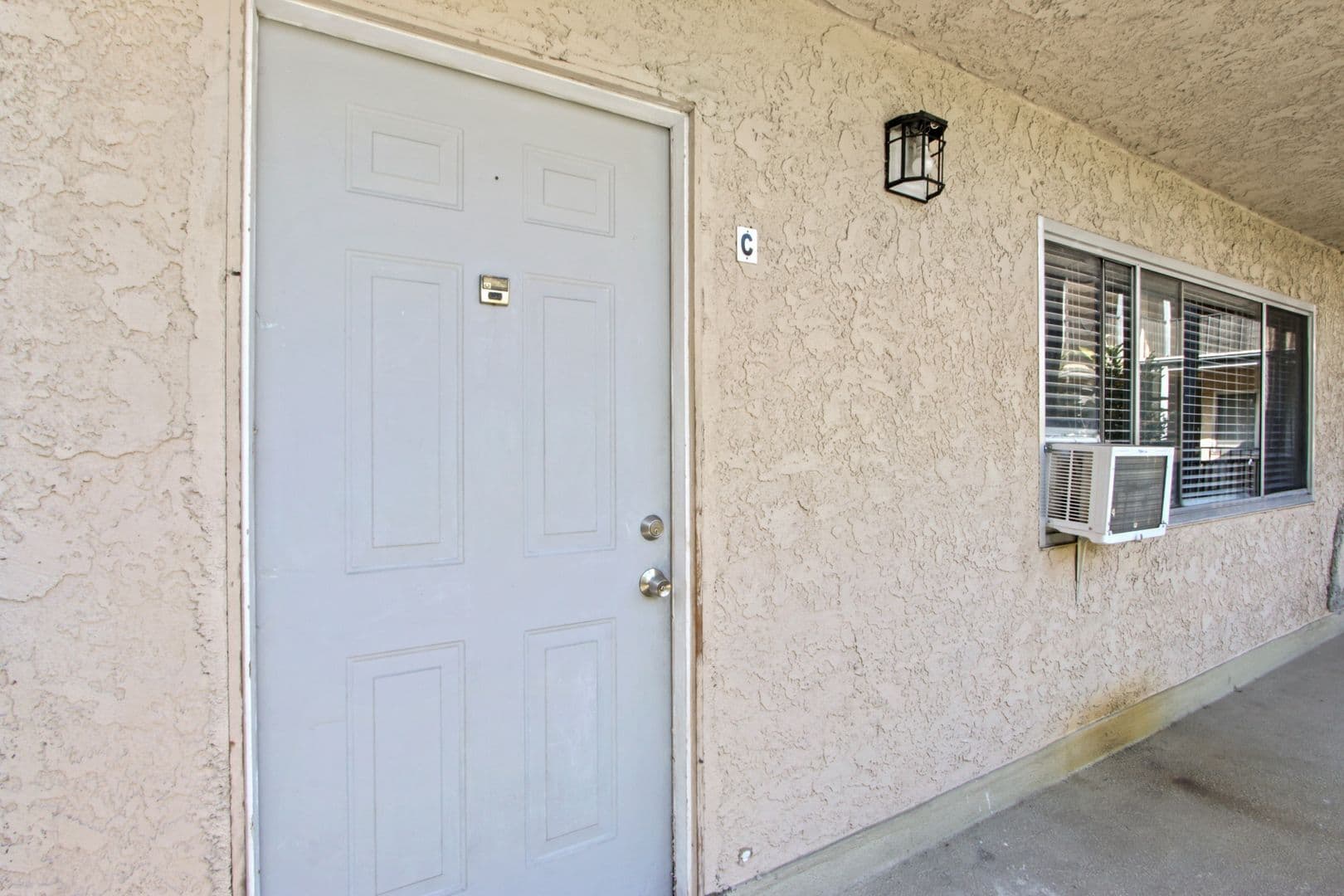 Alhambra Apartment: 3104-3208 W Ramona Rd