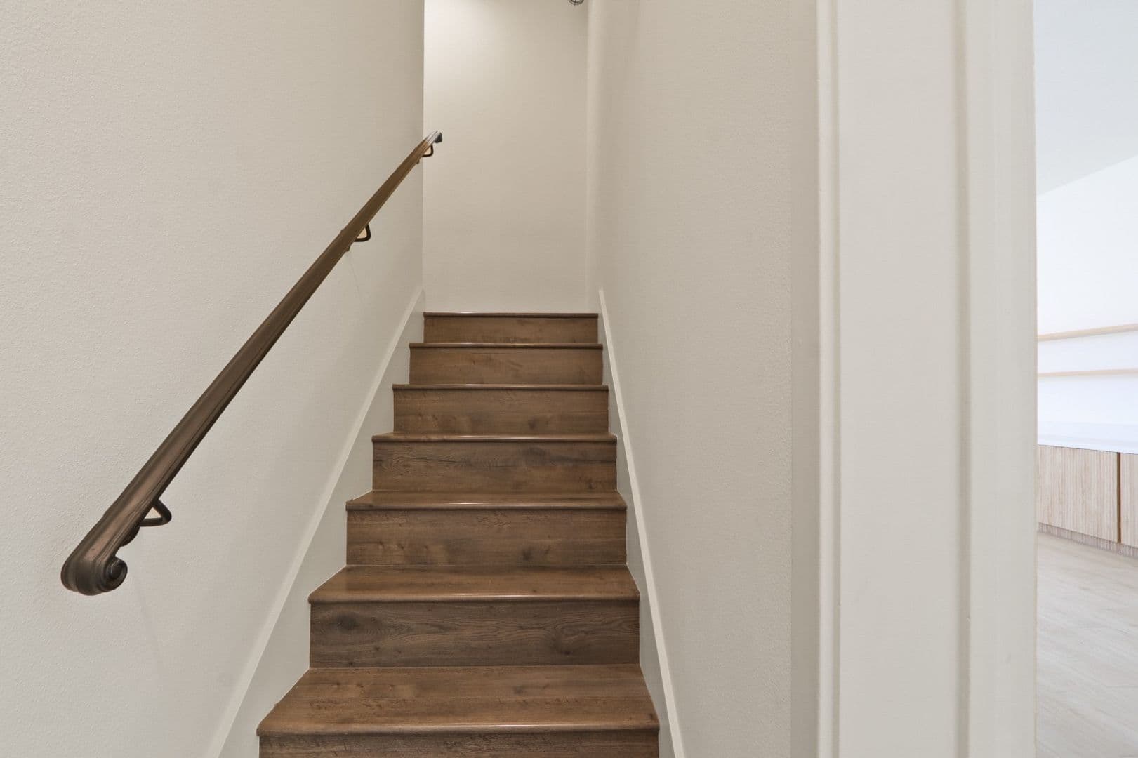 San Gabriel Apartment: 109 S. Alanmay Ave