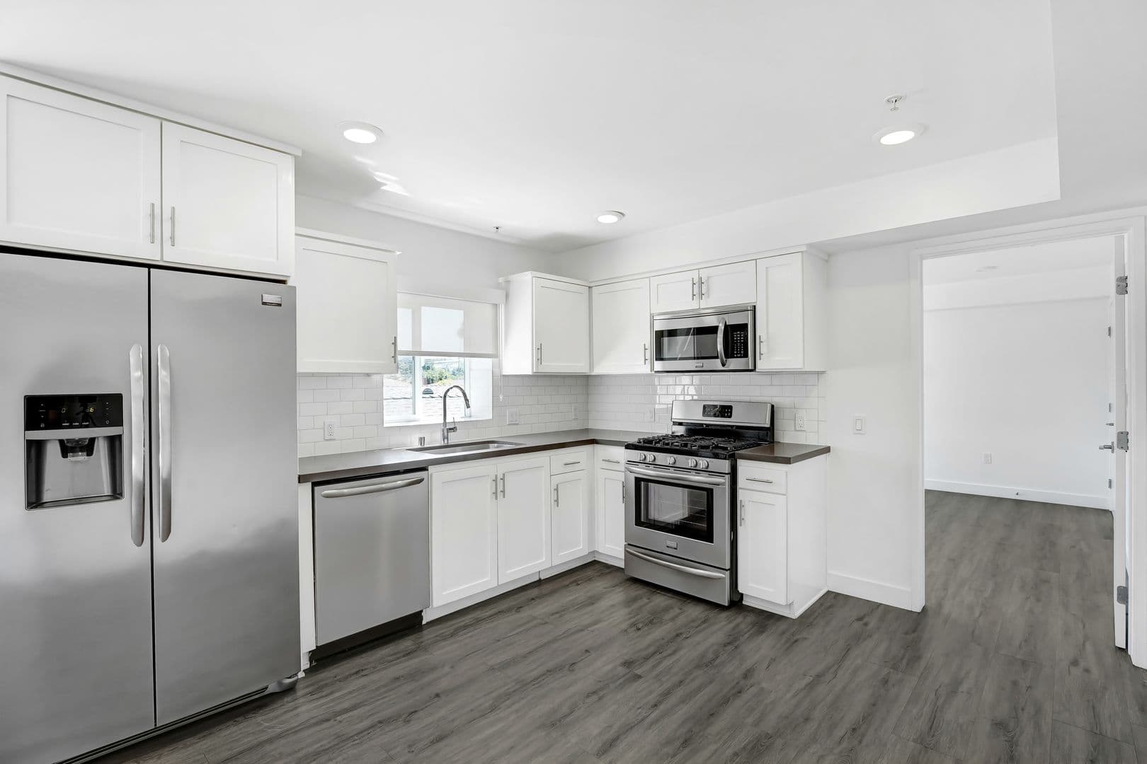 Culver City Apartment: 5455 Inglewood Blvd.