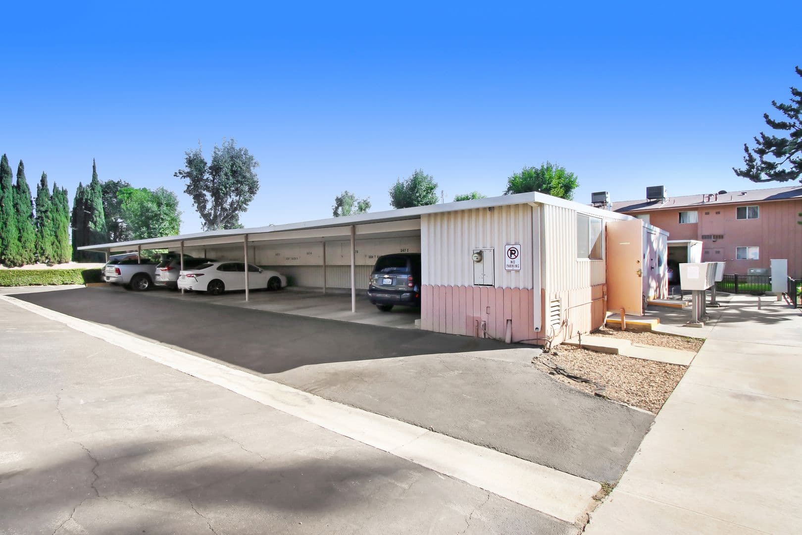 San Bernardino Apartment: 345 W 41st Street