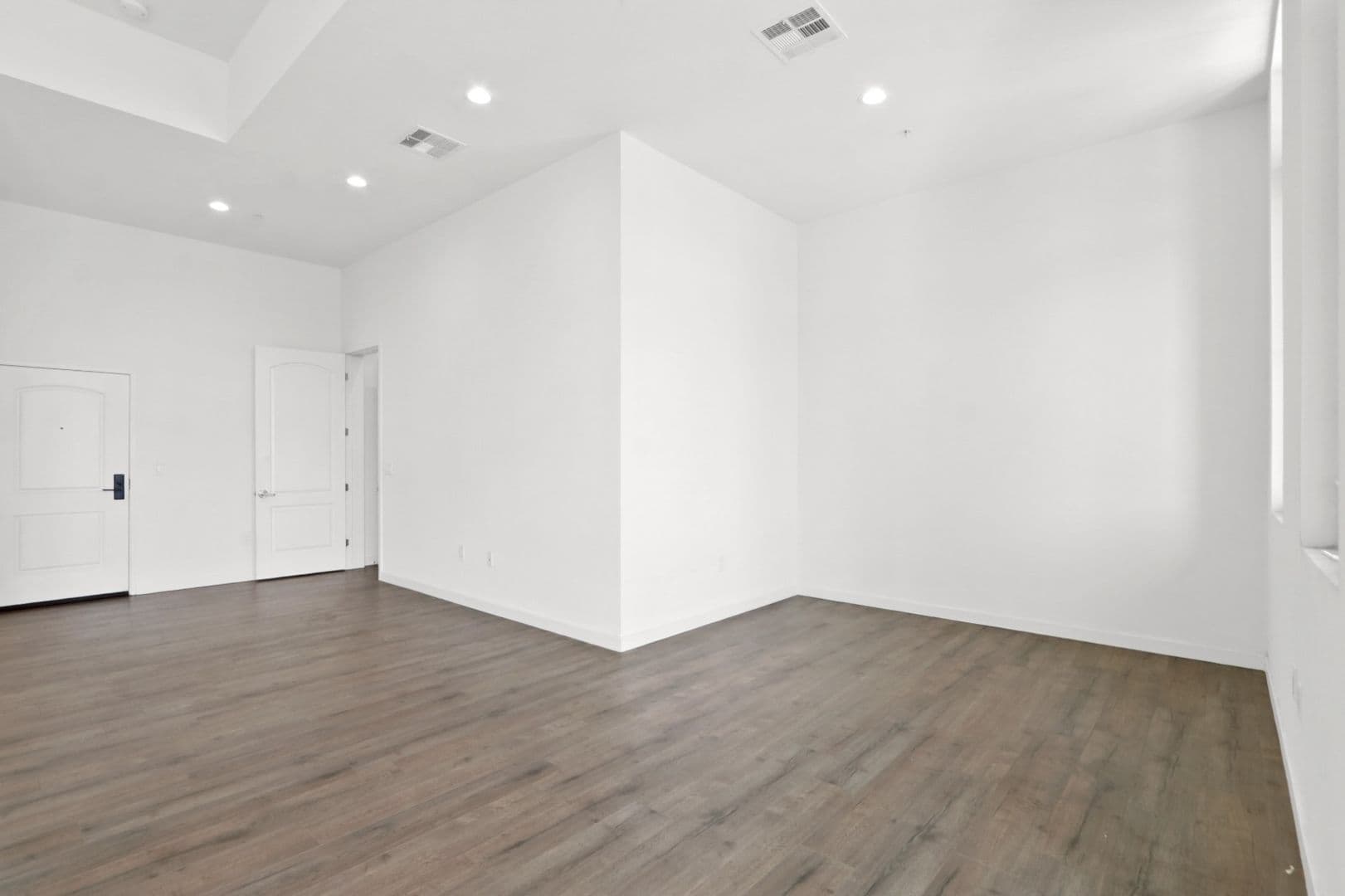 San Gabriel Apartment: 109 S. Alanmay Ave