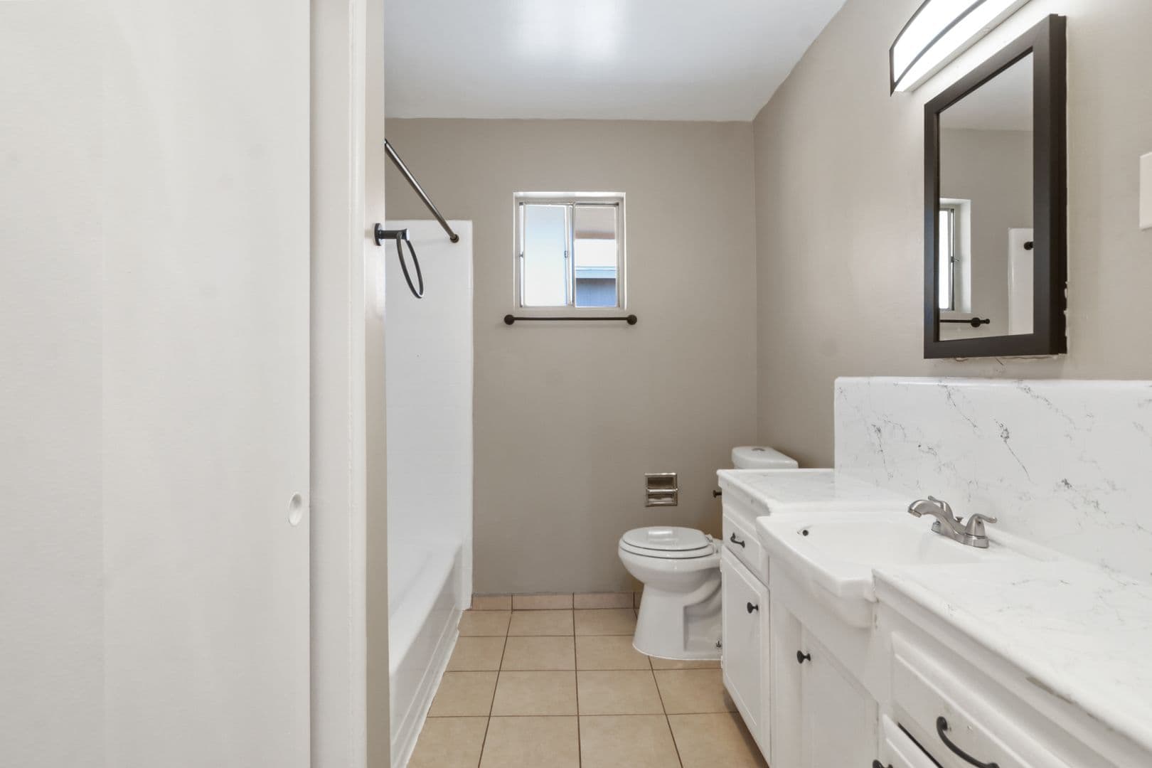 Riverside Apartment: 7469 Magnolia Ave.