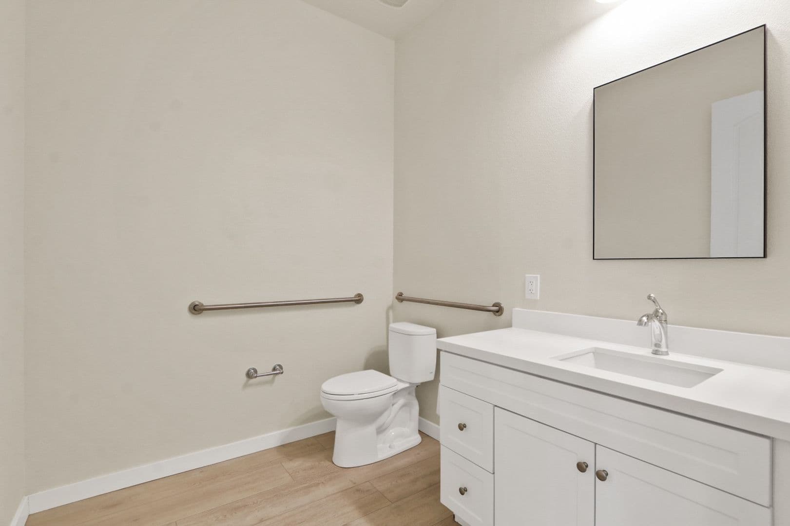 San Gabriel Apartment: 109 S. Alanmay Ave