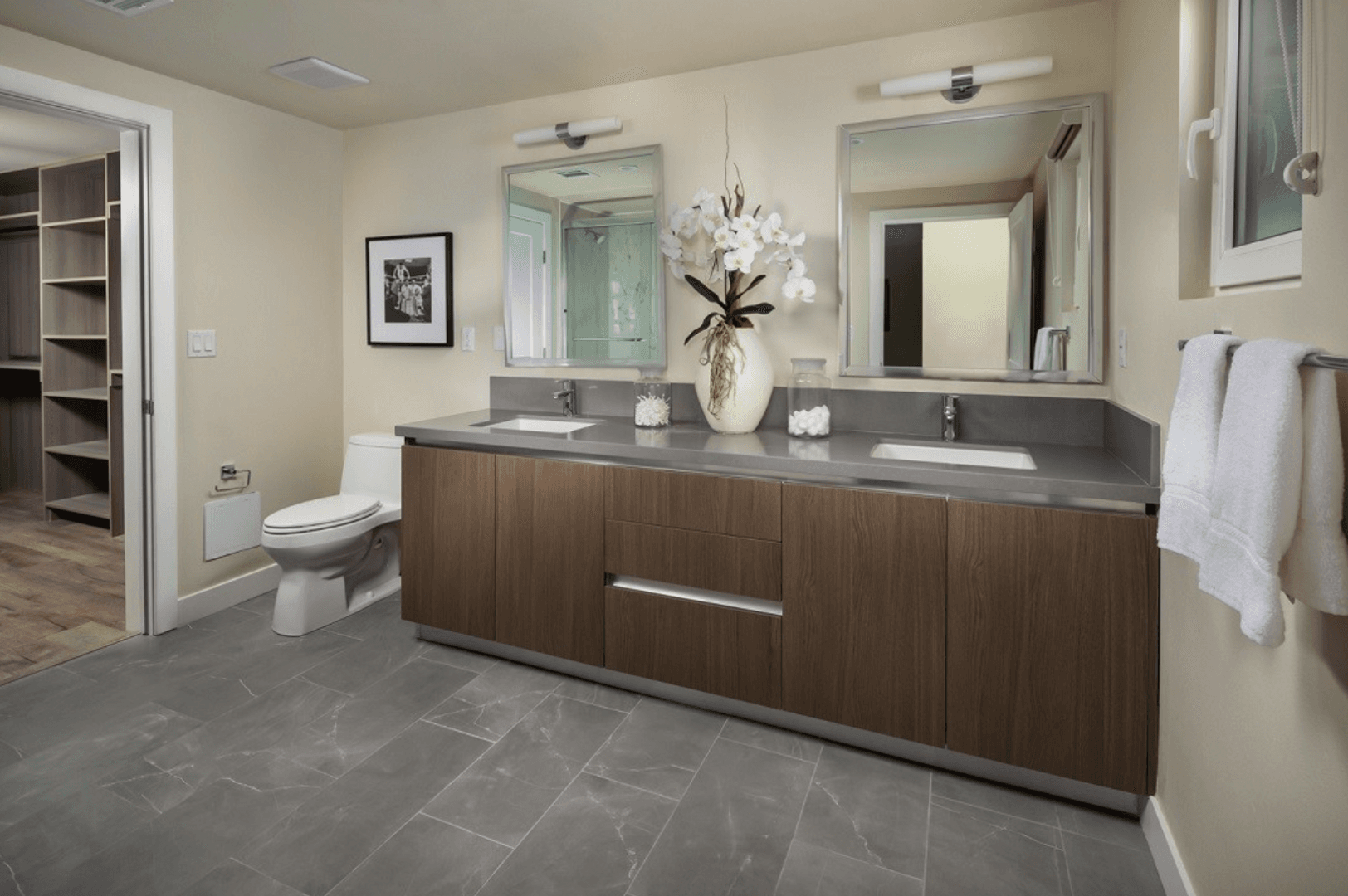 Arcadia Apartment: 57 Wheeler Ave