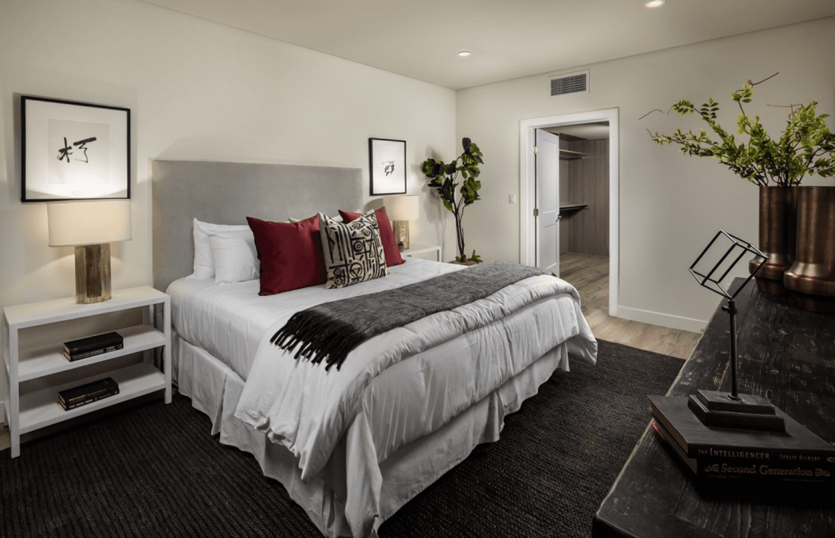 Arcadia Apartment: 57 Wheeler Ave