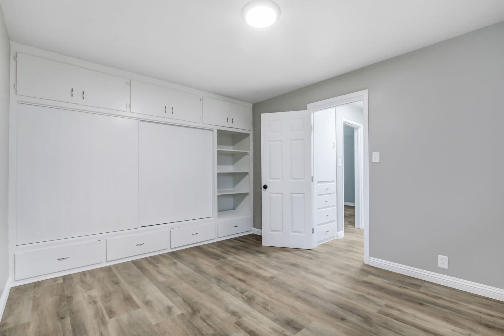 Riverside Apartment: 7429 Potomac Street