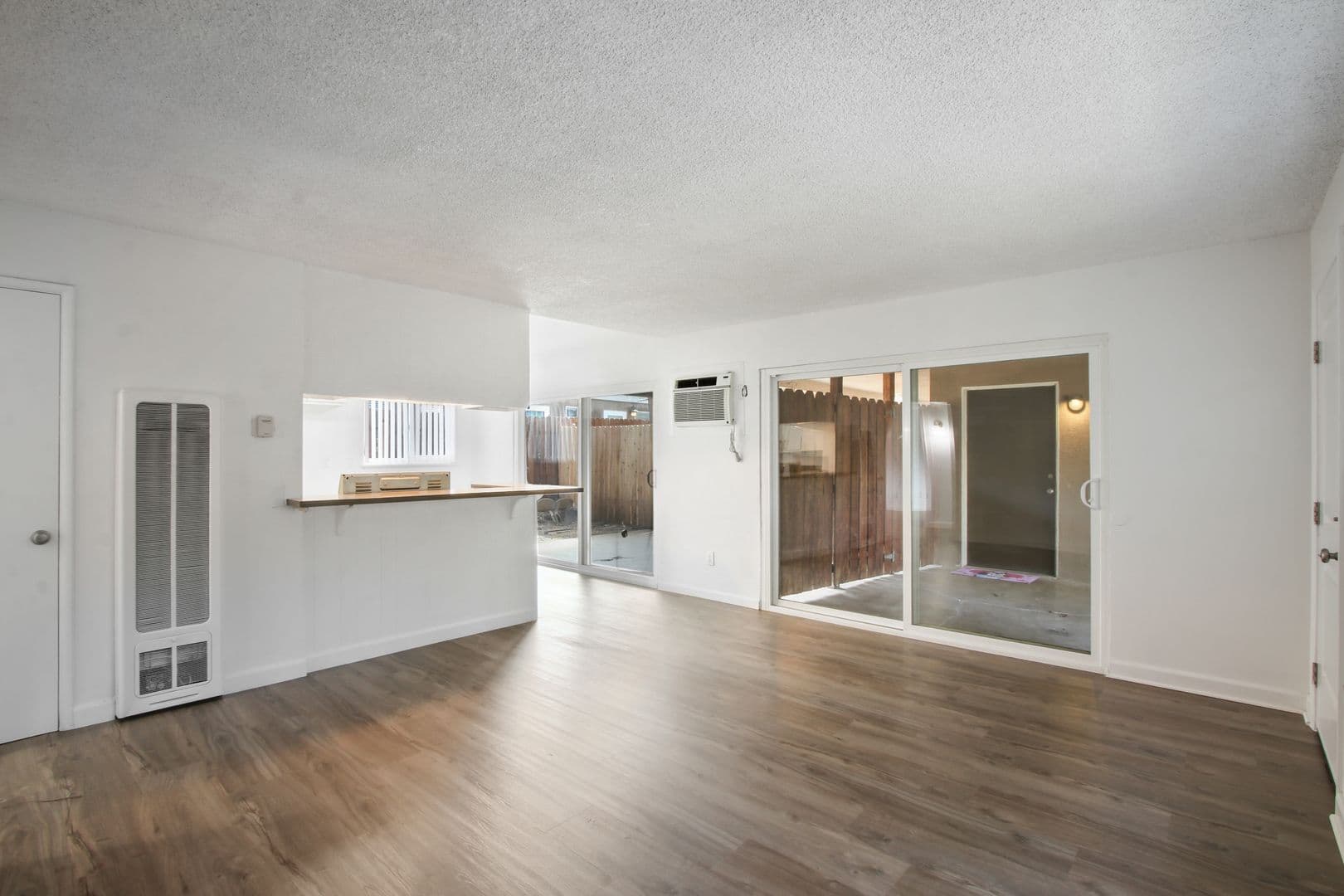 Redlands Apartment: 930 Stillman Ave