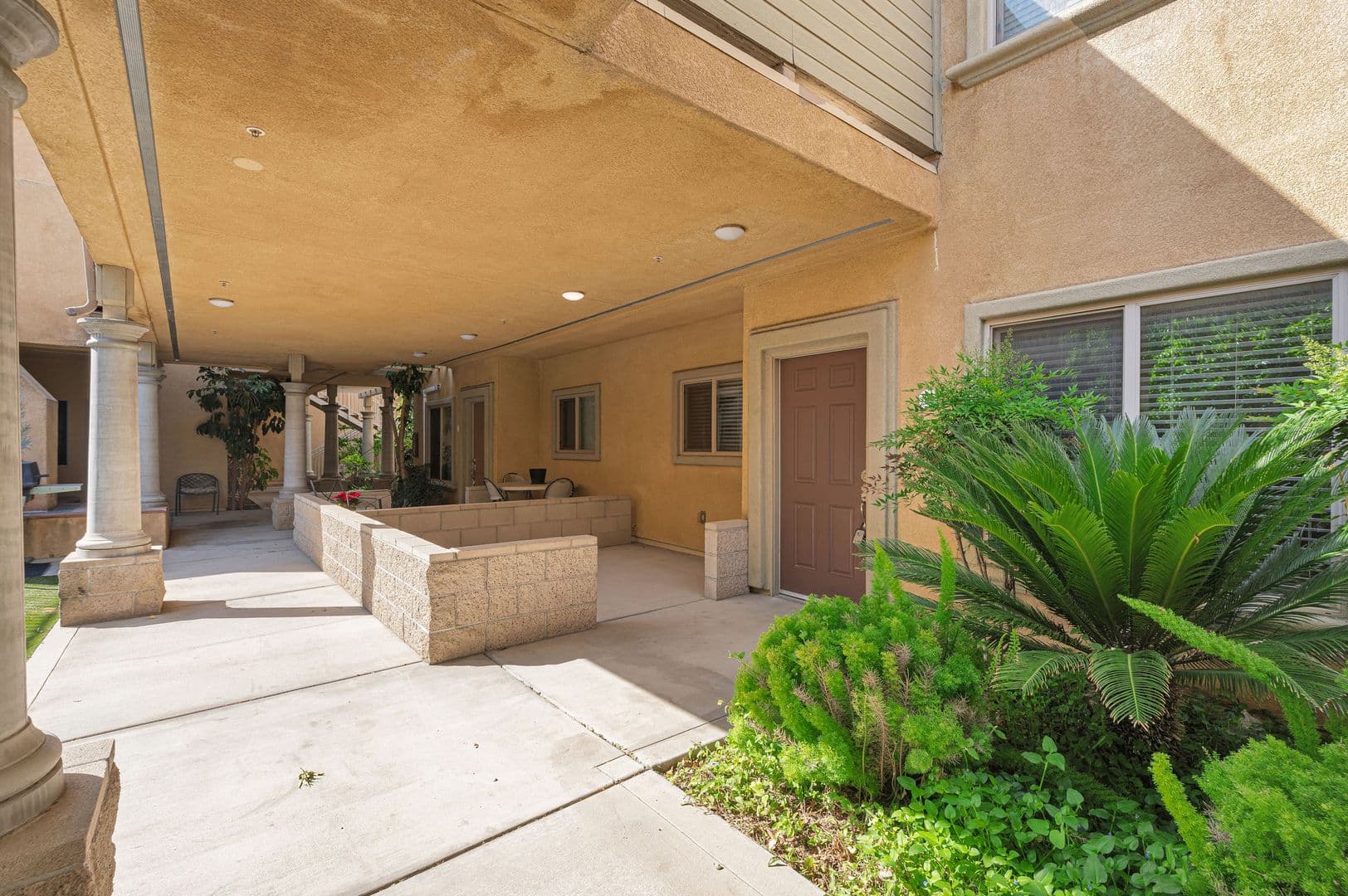 Riverside Apartment: 1054 N Orange St.