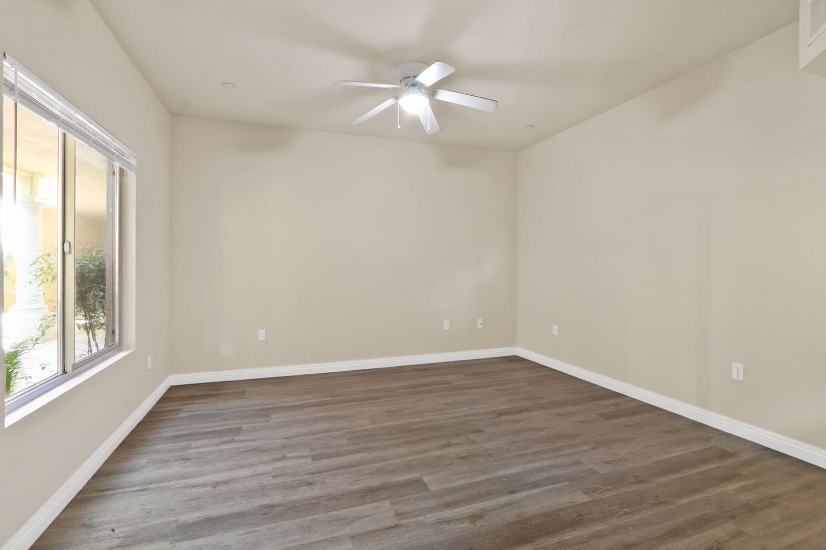 Riverside Apartment: 1054 N Orange St.