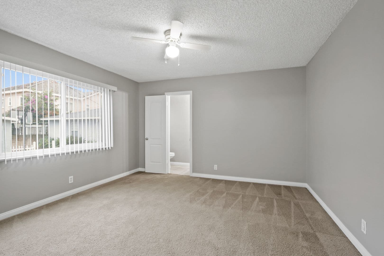 Arcadia Apartment: 2433-2435 S. Baldwin Ave.