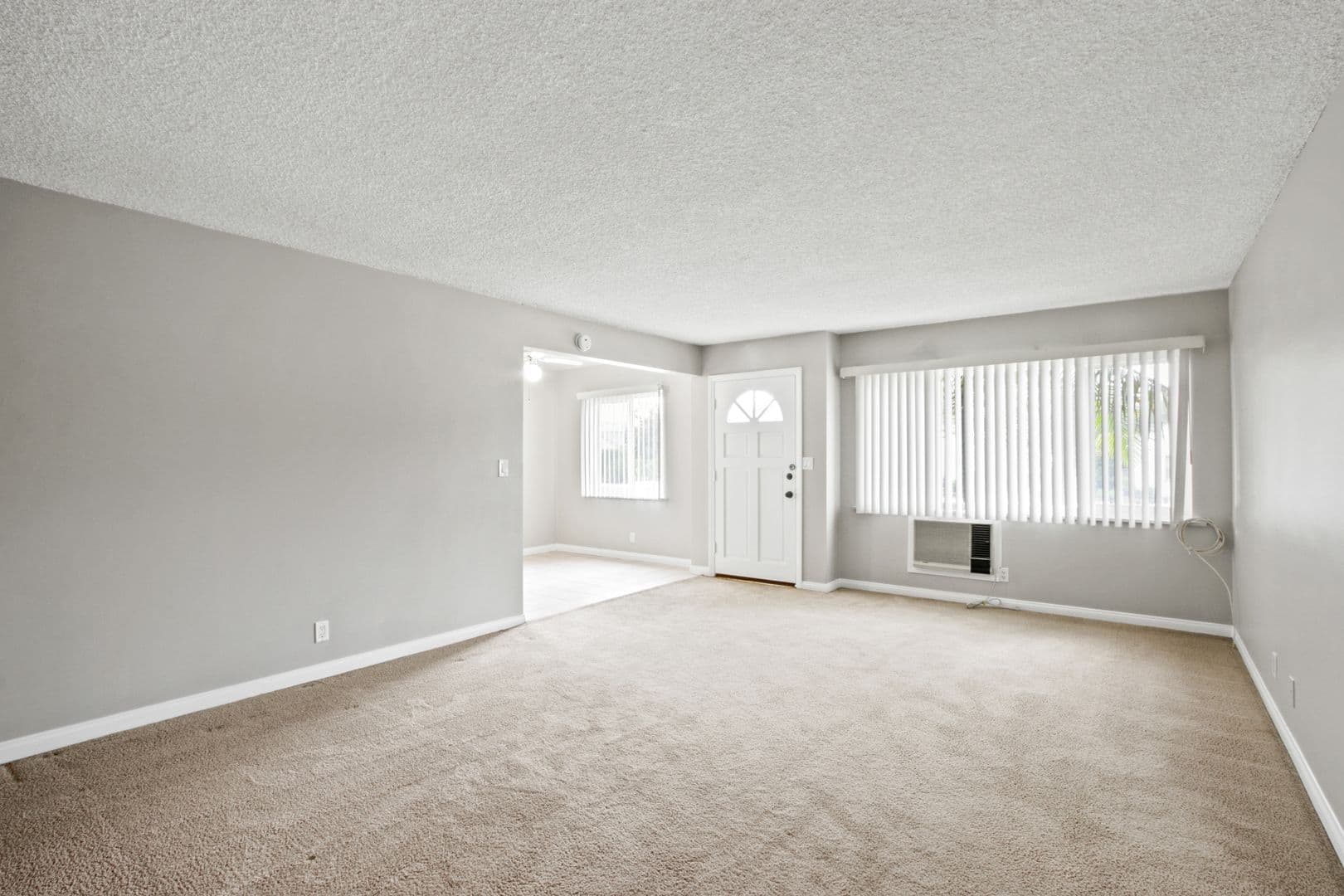 Arcadia Apartment: 2433-2435 S. Baldwin Ave.