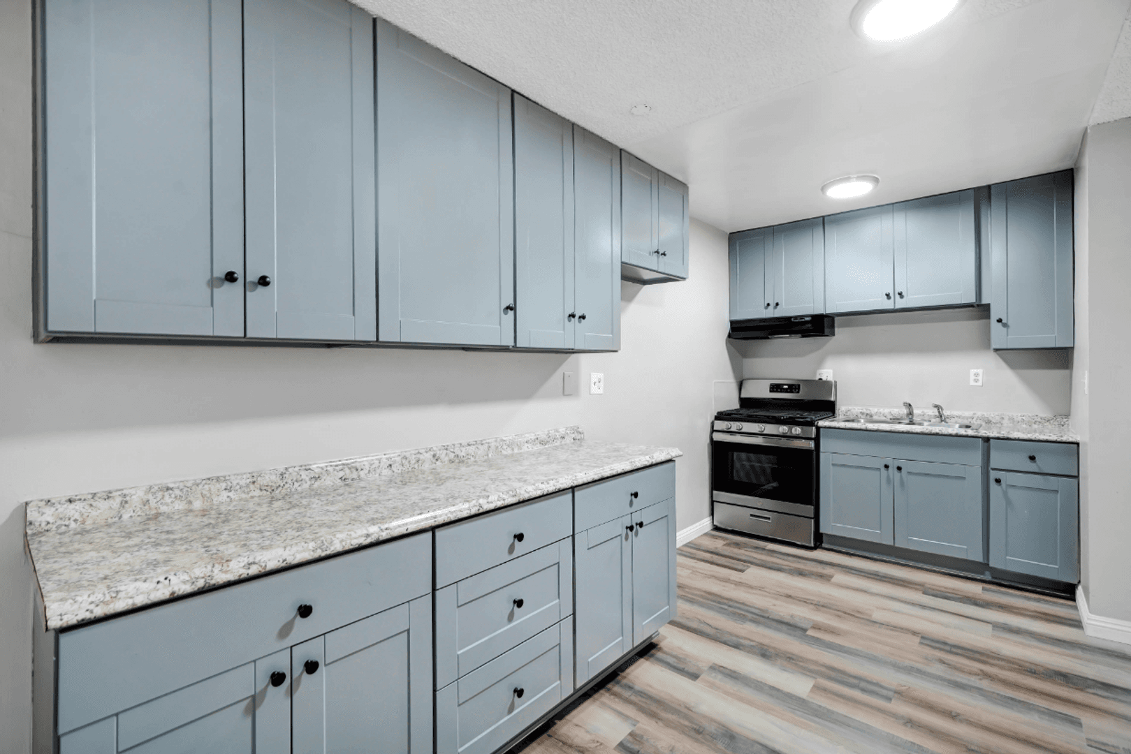 San Bernardino Apartment: 2352-2386 N Leroy St