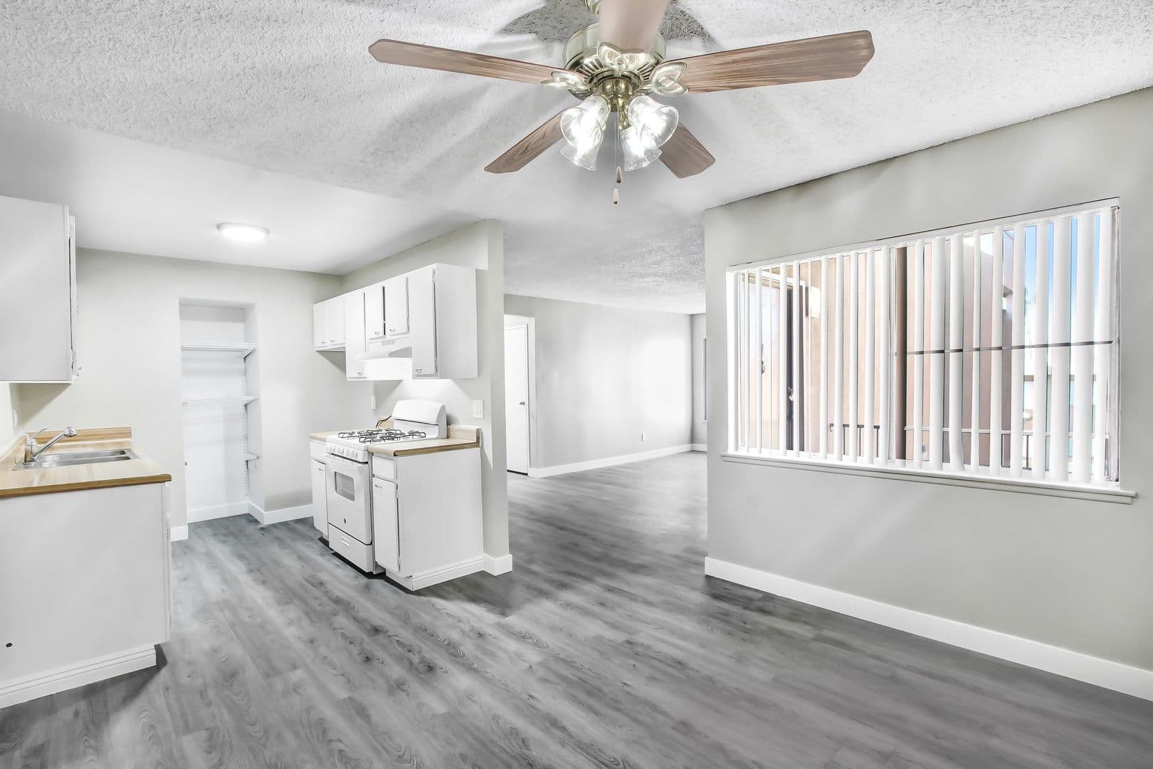 Riverside Apartment: 1066 N Orange Street