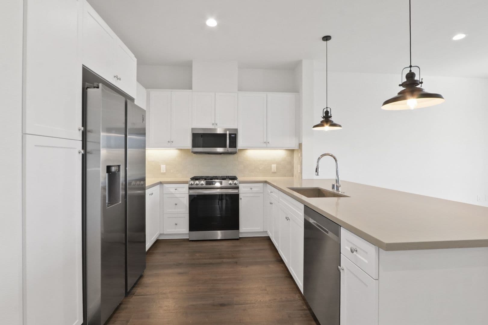 San Gabriel Apartment: 109 S. Alanmay Ave
