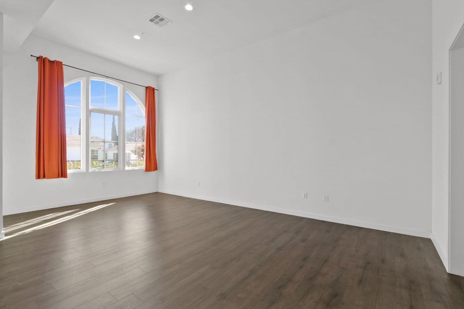 San Gabriel Apartment: 109 S. Alanmay Ave