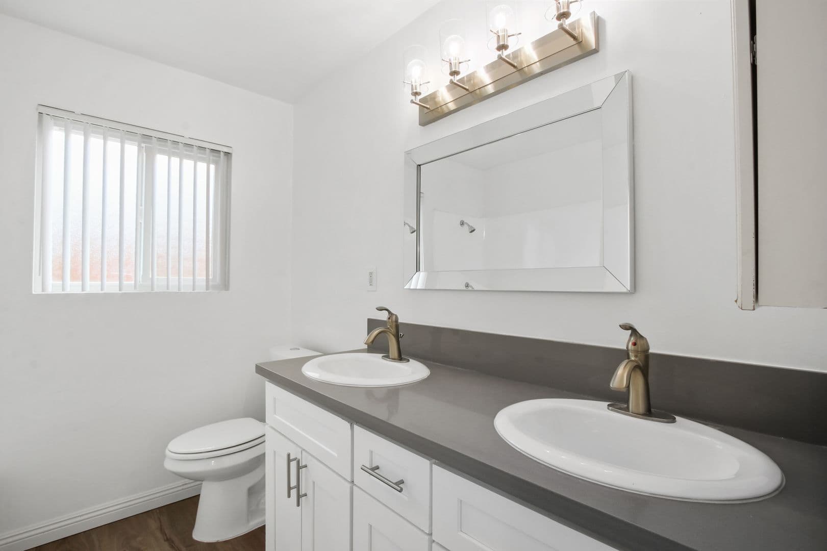 Redlands Apartment: 930 Stillman Ave